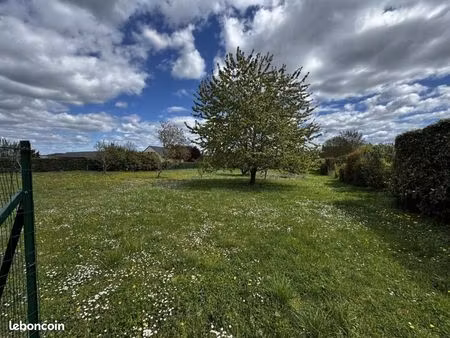 terrain 1 903 m² valady