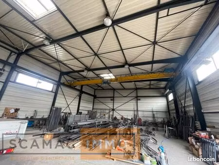 local d'activité 568 m²
