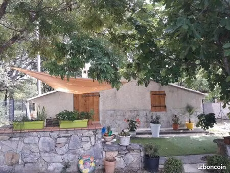 loue maison de campagne très calme