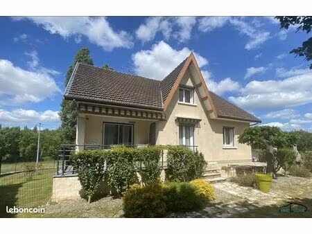 propriété 5 pièces 120 m²