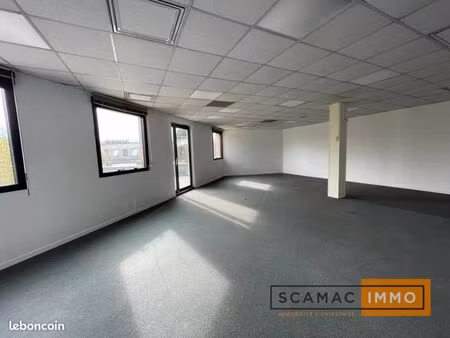 bureau 110 m²