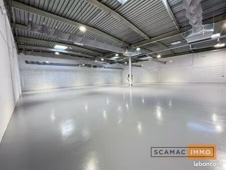 local industriel 1 380 m²