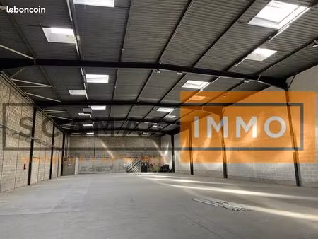 local industriel 1 410 m²