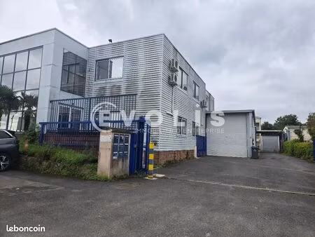 local d'activité 280 m²