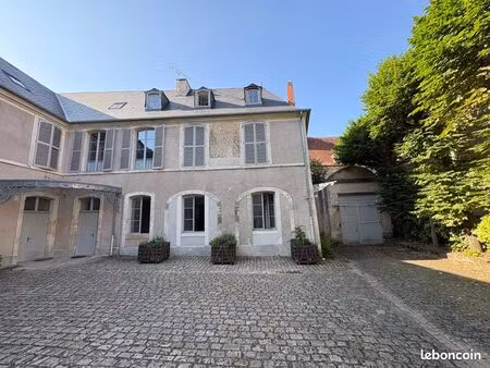 appartement t3 - 72 m2 - centre de bourges