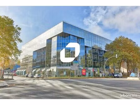 bureau 320 m²