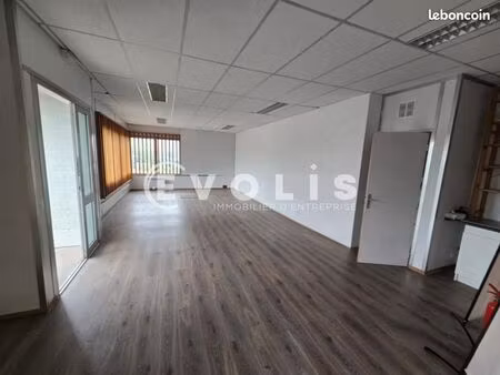 local bureaux 160 m²