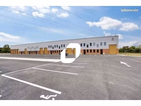 local logistique 3 452 m²