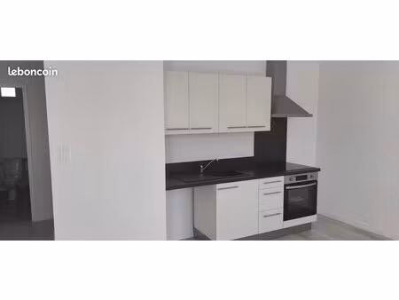 a louer t2 (1 chambre)