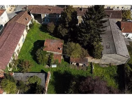 longère 10 pièces 302 m²