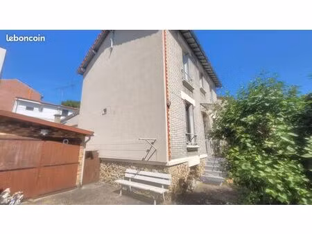 immeuble 5 pièces 89 m²