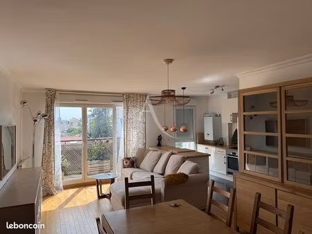 appartement 4 pièces 91 m²