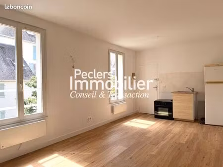 studio 1 pièce 25 m²