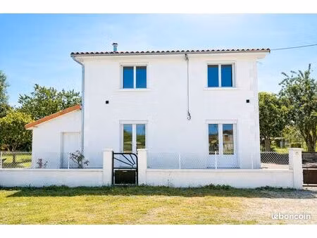 maison 8 pièces 147 m²