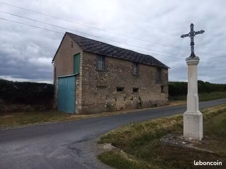 grange 2 niveaux de80m2