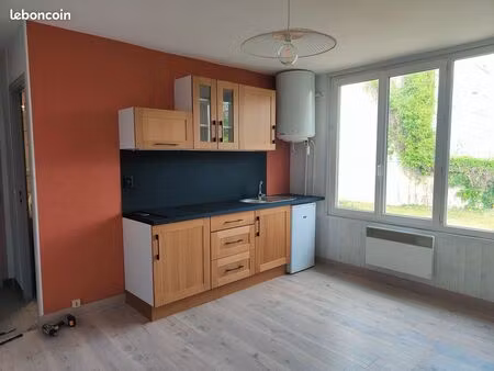 studio a vendre