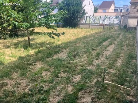 terrain constructible à vendre