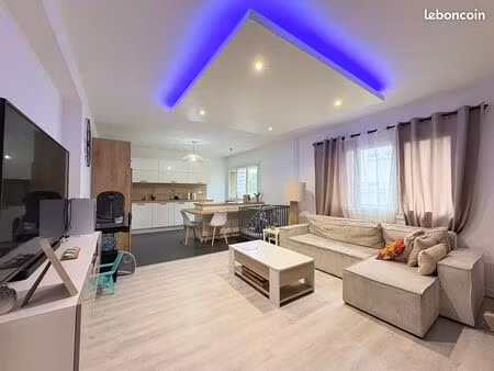 appartement 4 pièces 80 m²