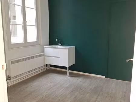 bureau hyper centre
