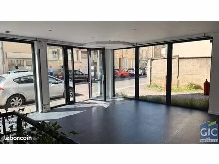local commercial 57 m² caen