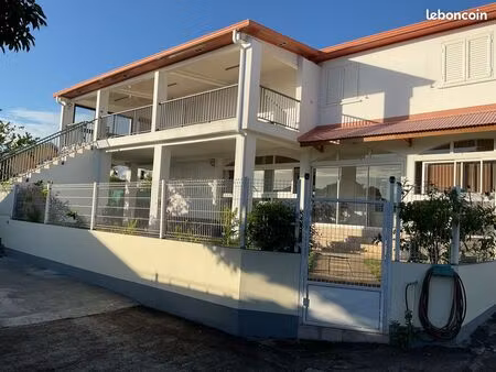 location appartement t4 à ste clotilde réunion