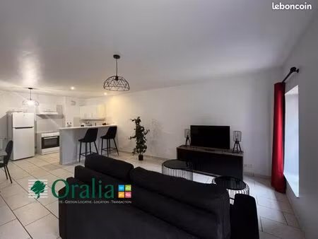 appartement 2 pièces 61 m²