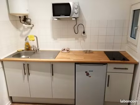 t1 meublé avec terrasse hyper centre tout inclus