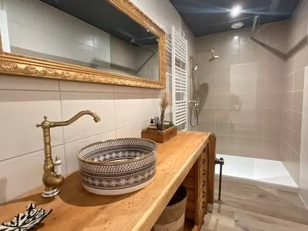 t3 lumineux – vue montagne – cœur de village calme – bonnevaux (25560) 900 / mois charges 