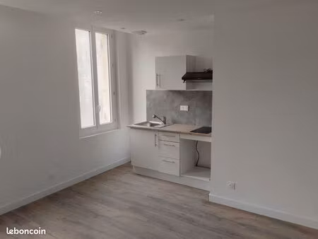 studio tout neuf à louer