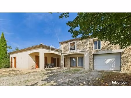 maison 6 pièces 161 m²