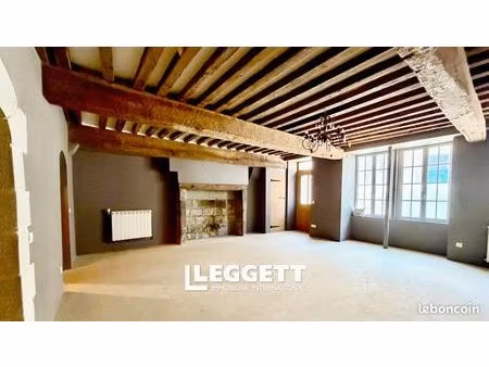maison 4 pièces 205 m²