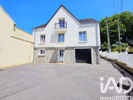 maison 8 pièces 135 m²