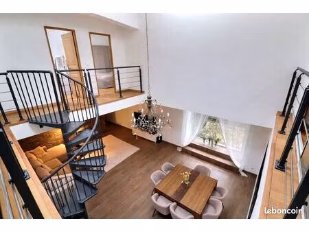 maison 12 pièces 280 m²