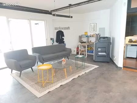 bureaux 129 m²