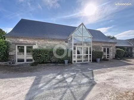 maison 4 pièces 400 m²
