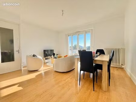 appartement 3 pièces 63 m²