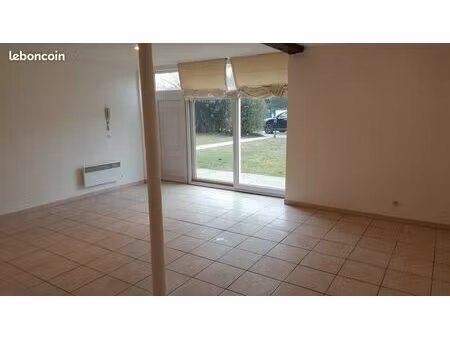 grand appartement triplex f5 à mérignies