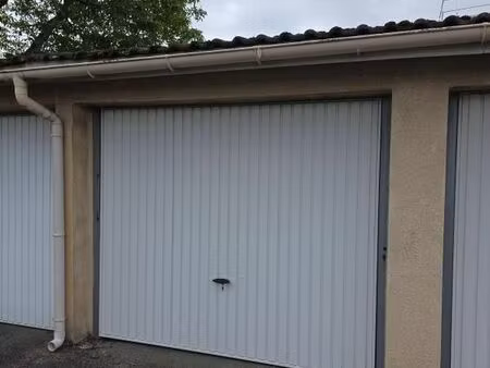 garage 12 m² nemours
