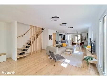 maison 6 pièces 148 m²