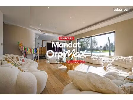 maison 6 pièces 232 m²