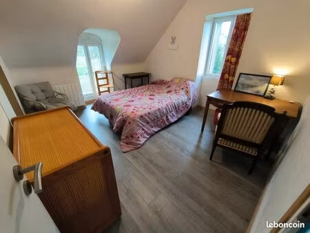 belle chambre au calme à louer chez l'habitant