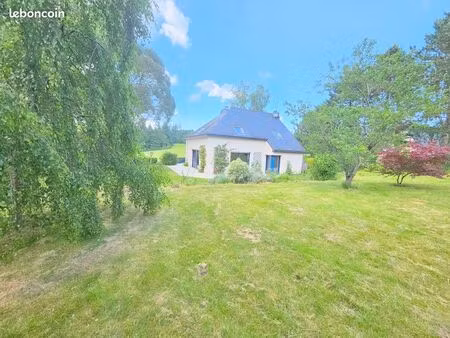 propriété 8 pièces 148 m²