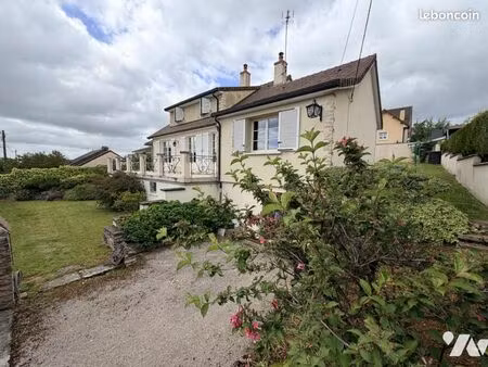 maison 5 pièces 158 m²