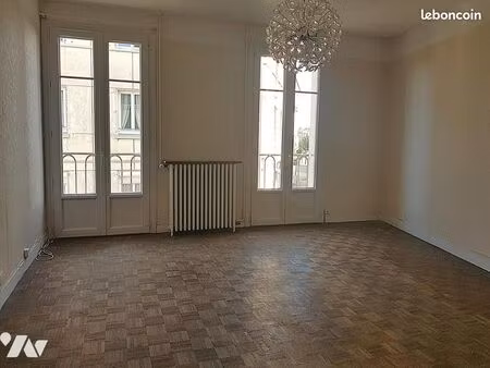 appartement 3 pièces 80 m²