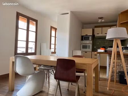 grand studio - paris 3ème arrondissement