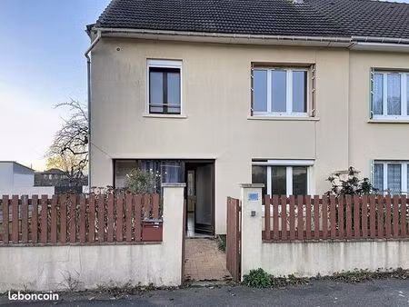 maison 4 pièces 80 m²