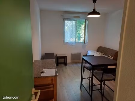 studio meuble 21m proche fac/ tram doyen brus