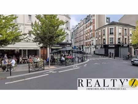 bureau 120 m²