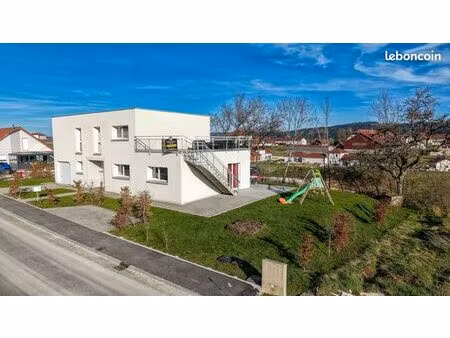 maison récente t5 orchamps vennes