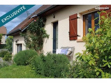propriété 6 pièces 116 m²